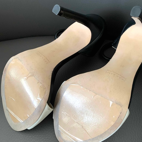 Zara Black & White Leather Summer High Heel SANDALS - Like New - Picture 11 of 11